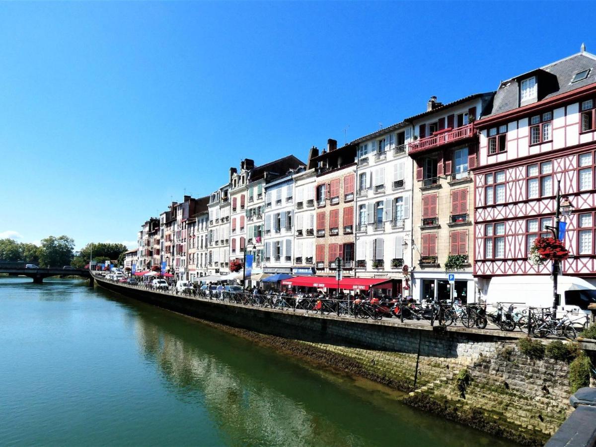 Basque Style House 15 Min From Bidart Beaches Arcangues Bagian luar foto
