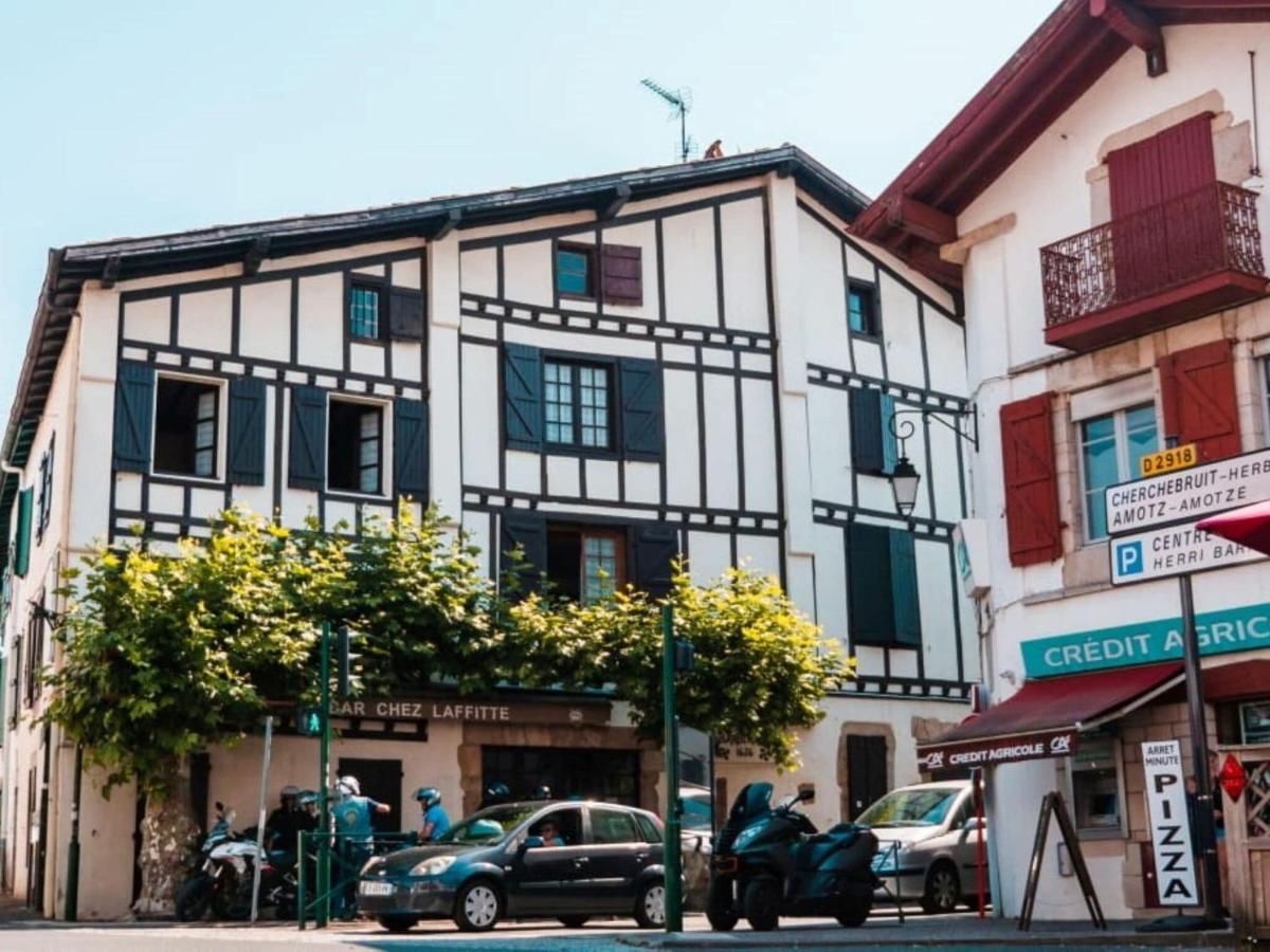 Basque Style House 15 Min From Bidart Beaches Arcangues Bagian luar foto
